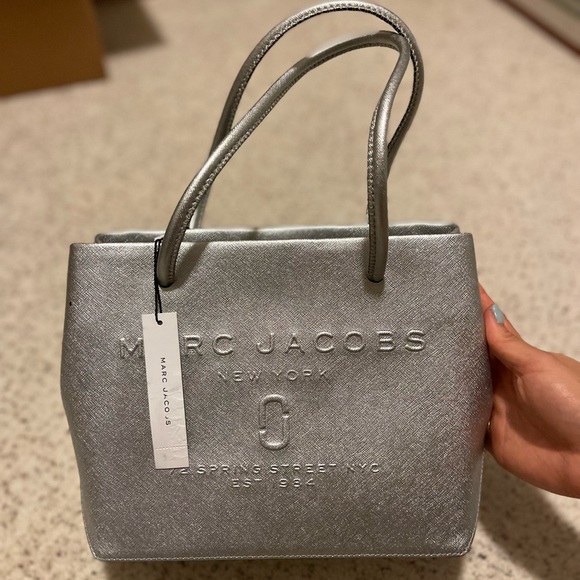 Marc Jacobs Mini Logo Shopper - Picture 1 of 4